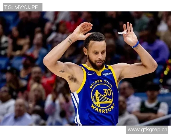 媒体人热评杨瀚森进步显著库里获得圆柱体称号引发热议